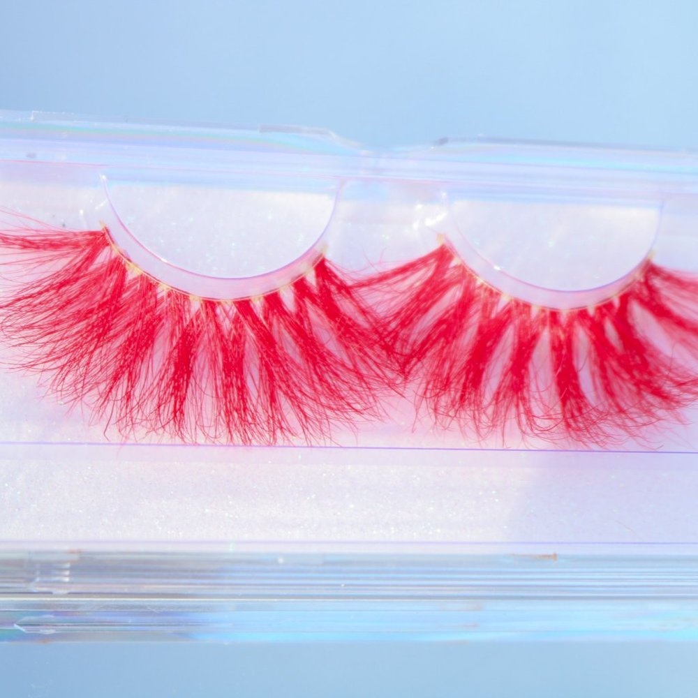 Red Mink Colored Eyelashes (Fuji)